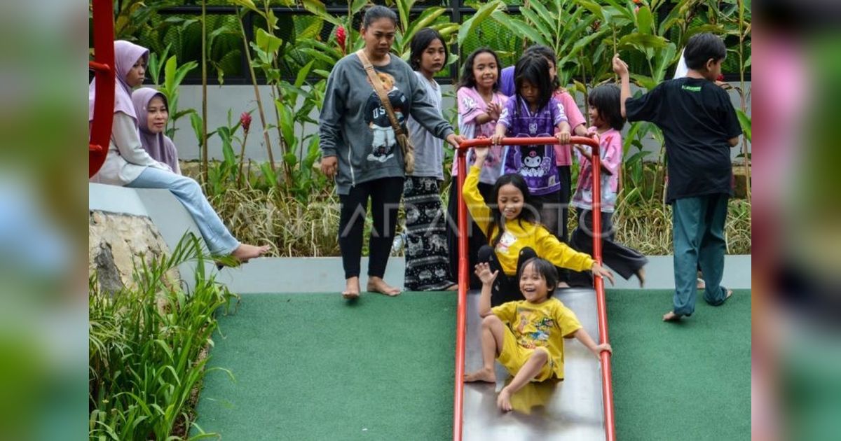 Orang Tua dan Remaja Beri Tanggapan Beragam soal Efektivitas PP Tunas Lindungi Anak di Ruang Digital