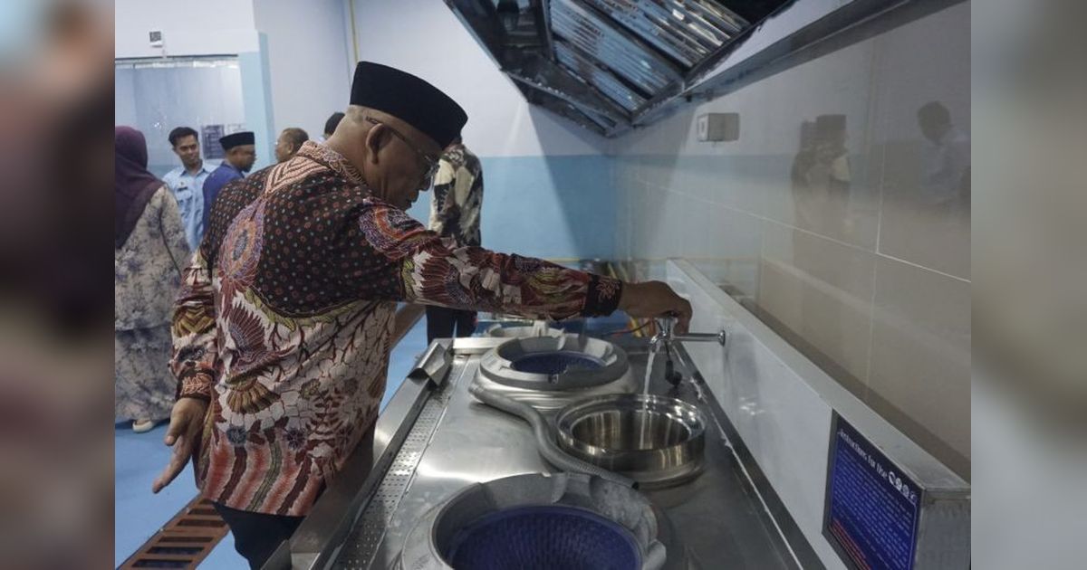 Enam SPPG Makan Bergizi Gratis Kini Beroperasi di Pasaman Barat, Dukung Generasi Emas 2045