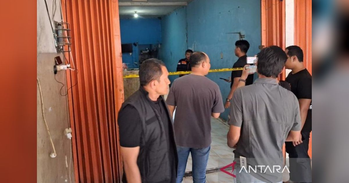Bos Ayam Geprek Geger Temukan Mayat Karyawan dalam Freezer di Bekasi