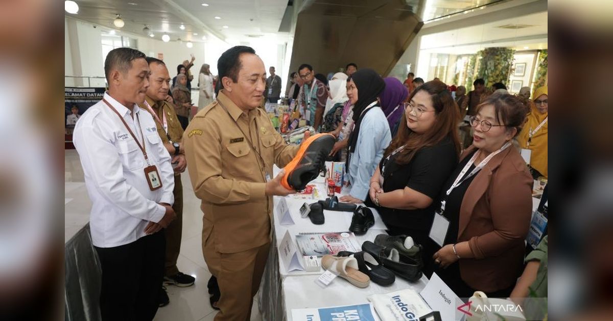 Surabaya Genjot Ekspor IKM Melalui Coaching Clinic Export Program