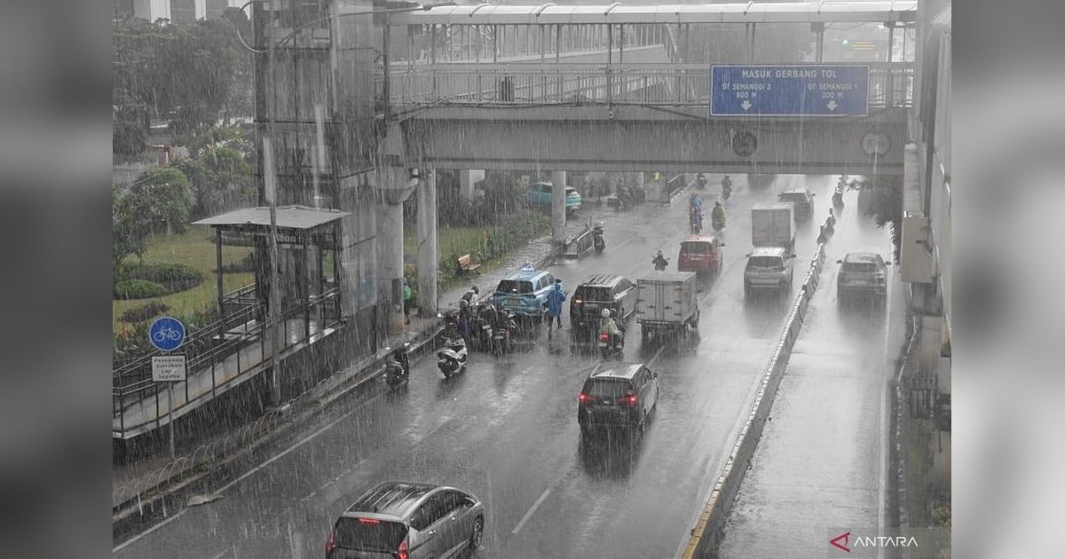 BMKG: Prakiraan Cuaca Jakarta, Hujan Ringan Berpotensi Guyur Ibu Kota pada Rabu