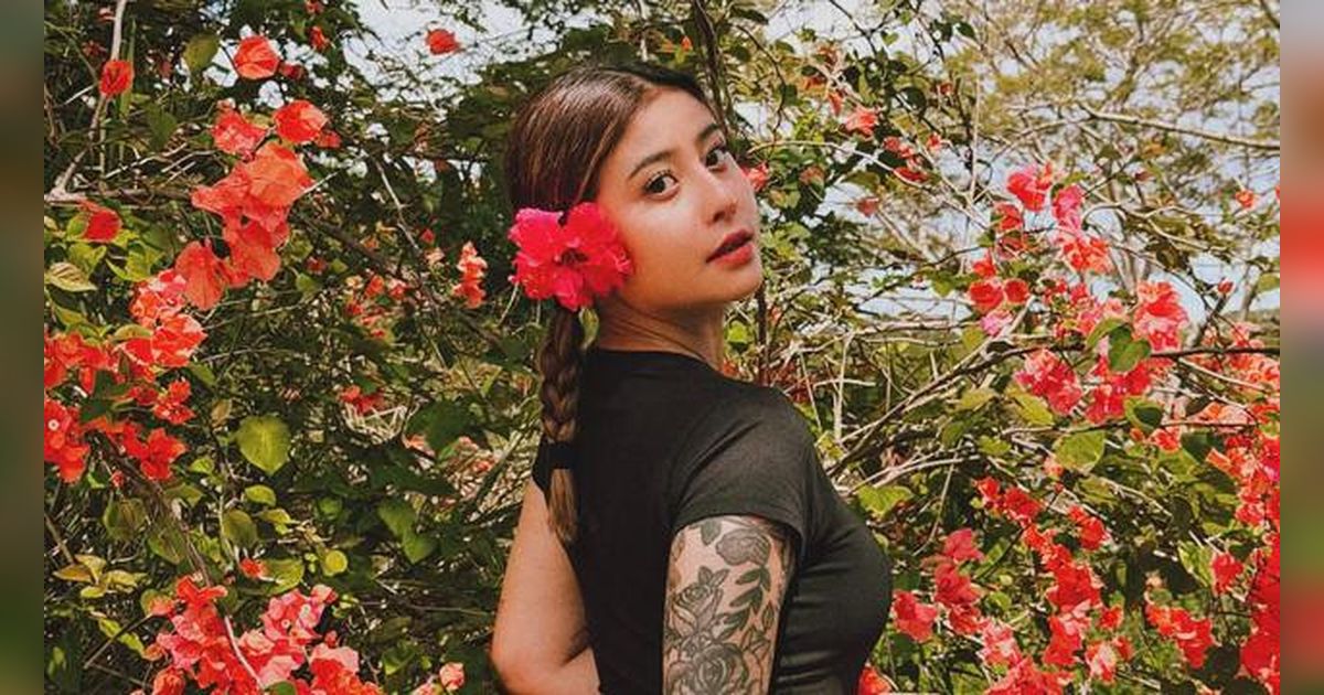 Prank April Mop! Awkarin Ngaku Hamil, Dara Arafah  Sampai Ikut Waswas