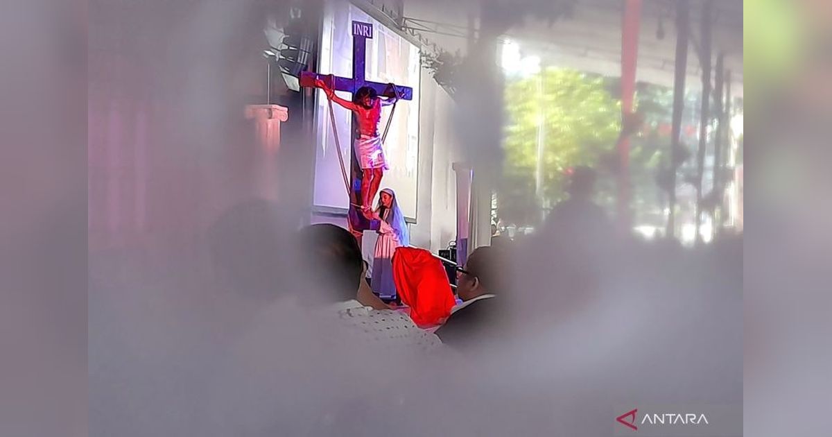 Jalan Salib Kreatif Katedral Jakarta: Pesan Mendalam 'Lux in Nihilo' di Jumat Agung 2026