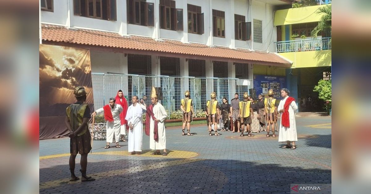 Makna Mendalam Visualisasi Jalan Salib di Cililitan: Refleksi Pengorbanan Yesus