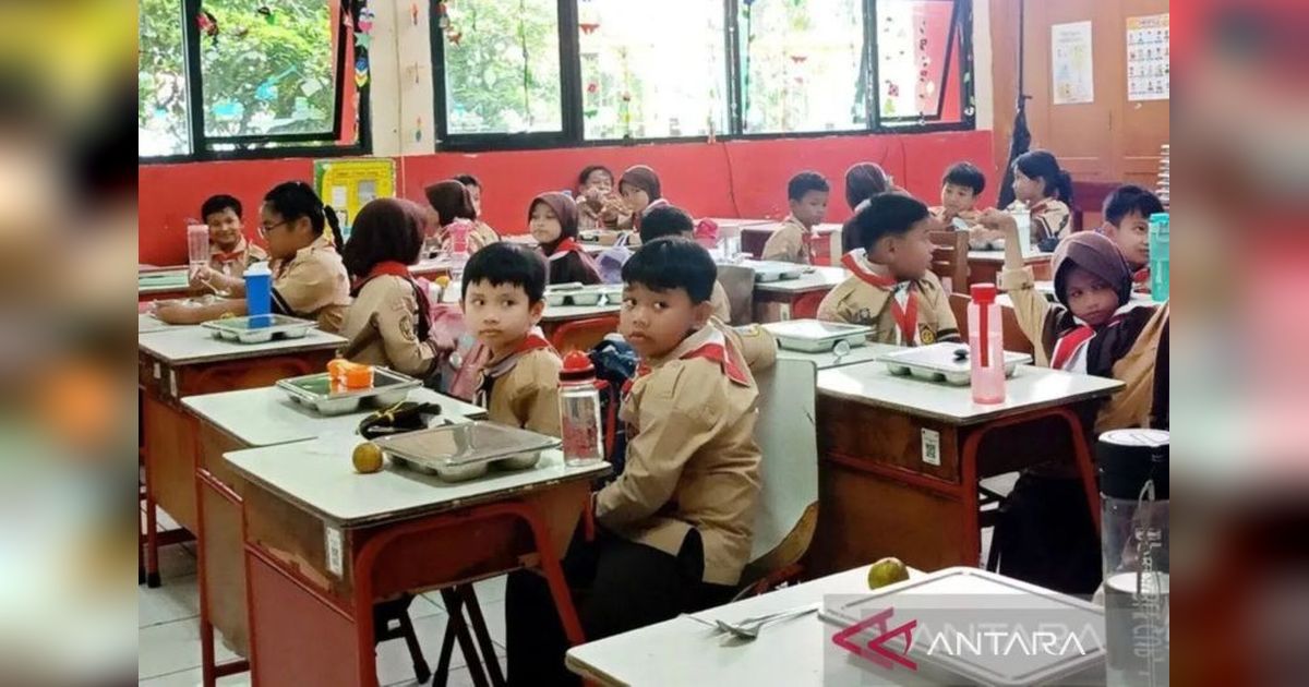Pemkot Jaktim Prioritaskan Kesehatan Siswa Korban Dugaan Keracunan Makanan Bergizi Gratis