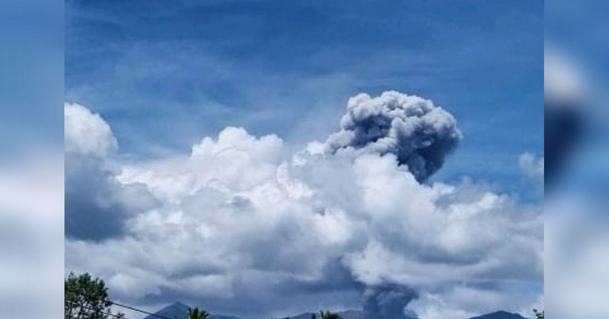 Erupsi Gunung Dukono: Kolom Abu Setinggi 1.400 Meter, Warga Diminta Waspada
