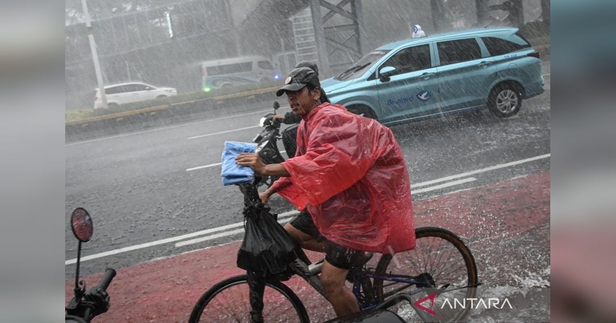 BMKG: Prakiraan Cuaca Hujan Dominasi Kota Besar Indonesia Minggu Ini, Waspada Potensi Ekstrem