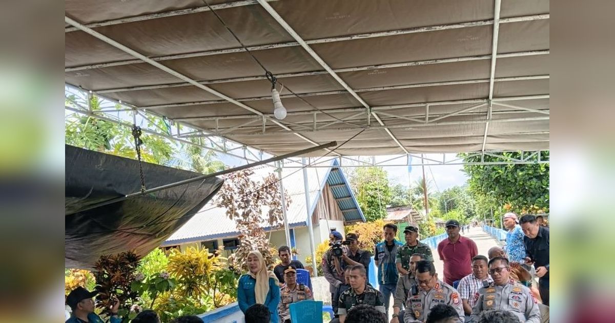 Danrem 152/Baabullah Beri Pengarahan Warga Sibenpopo, Ajak Jaga Persatuan Pasca Konflik Halmahera Tengah