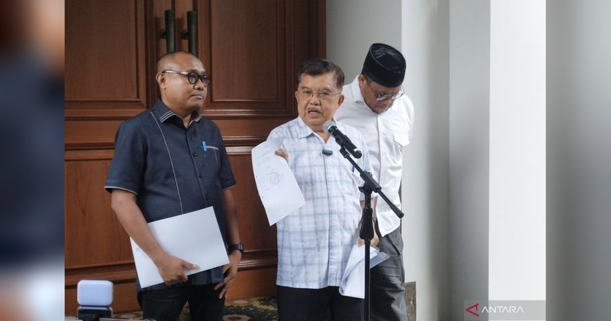 Jusuf Kalla Bantah Tegas Tudingan Danai Isu Ijazah Jokowi, Siap Lapor Bareskrim