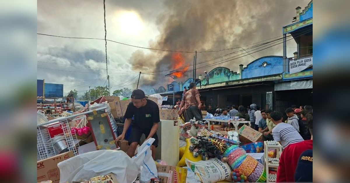 Polres Jayawijaya Tangani Cepat Kebakaran Ruko Wamena, Kerugian Capai Rp7 Miliar