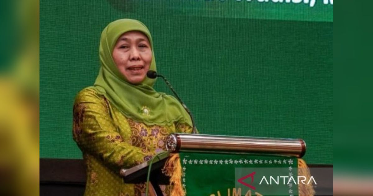 Khofifah Ajak Muslimat NU NTB Perkuat Ketahanan Keluarga, Cegah Pernikahan Dini demi Indonesia Emas