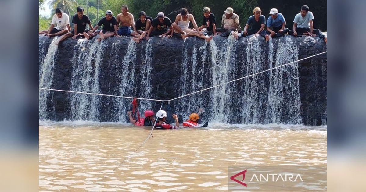 Tragis: Jasad Korban Terseret Arus Ditemukan di Cilaku Cianjur Setelah Pencarian Intensif
