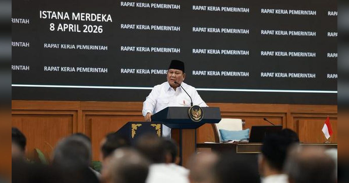 Prabowo Apresiasi Menhut Raja Antoni, Larangan Izin Tebang Kayu Dipertegas