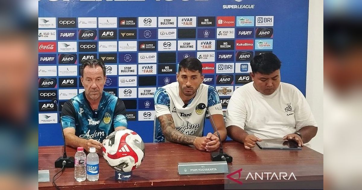 Penyelesaian Akhir PSIM Jadi Sorotan Utama Van Gastel Jelang Laga Kontra PSM Makassar