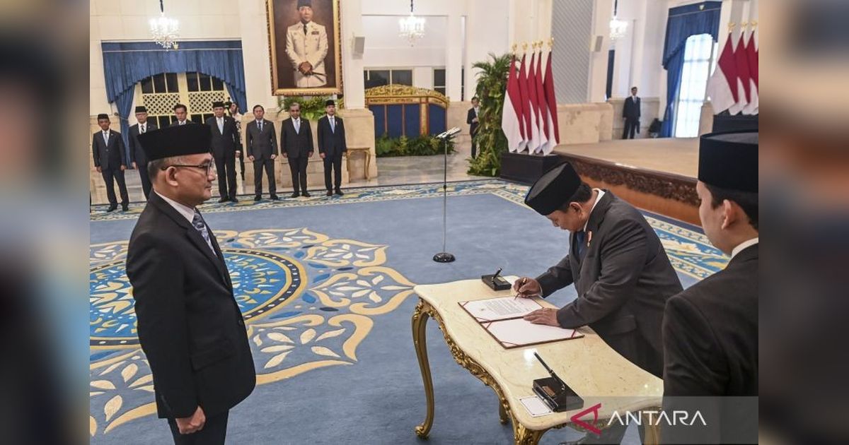 Presiden Lantik Andi Rahadian sebagai Dubes RI untuk Oman dan Yaman, Perkuat Diplomasi Timur Tengah