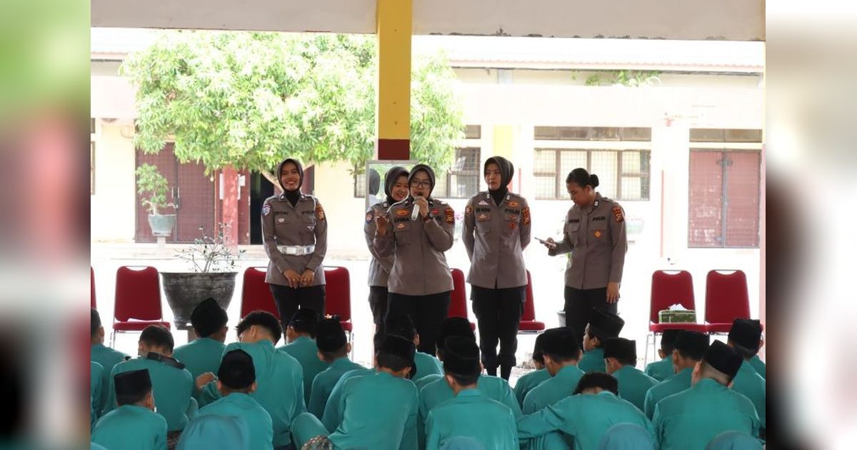 Polres Siak Berikan Penyembuhan Trauma Pasca-Insiden Ledakan Senapan Rakitan di Sekolah