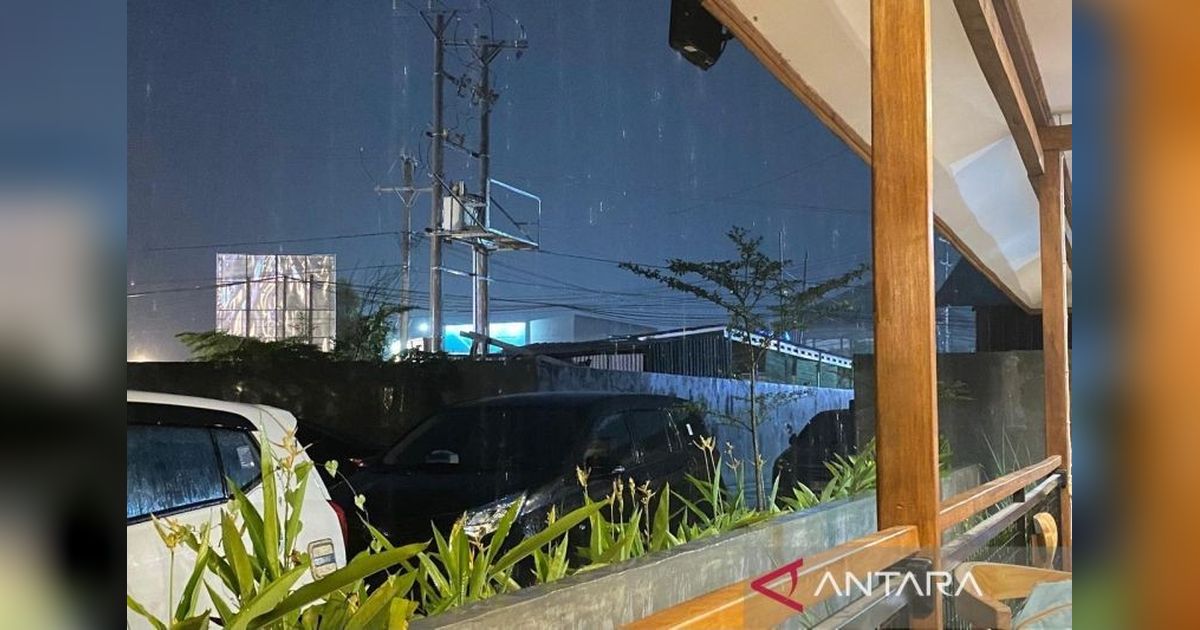 BMKG Ingatkan Potensi Hujan Lebat di Delapan Wilayah Sultra, Warga Diimbau Waspada
