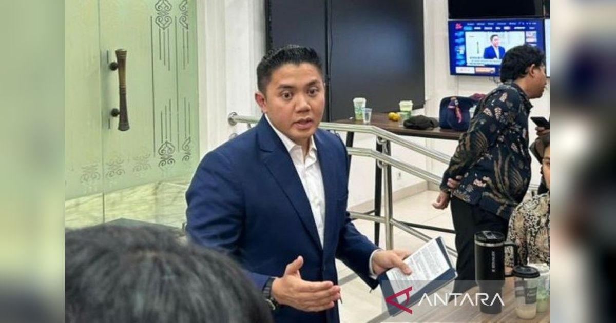 Seskab Teddy Indra Wijaya Soroti Fenomena Inflasi Pengamat, Tekankan Akurasi Data dan Kepercayaan Publik