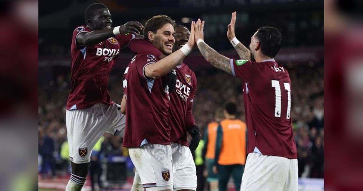West Ham Menang Telak 4-0 atas Wolves, Tottenham Terjungkal ke Zona Degradasi Liga Inggris
