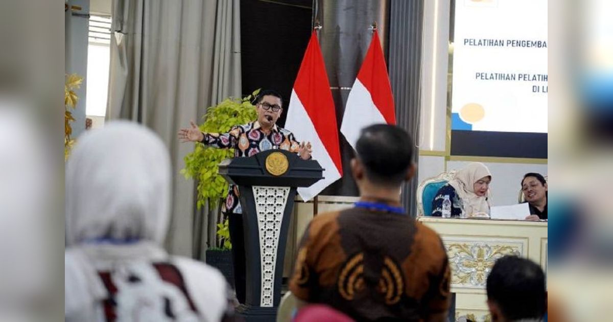 Pendidikan Era Digital: Dorong Siswa Berpikir Kritis dan Mandiri di Tangerang