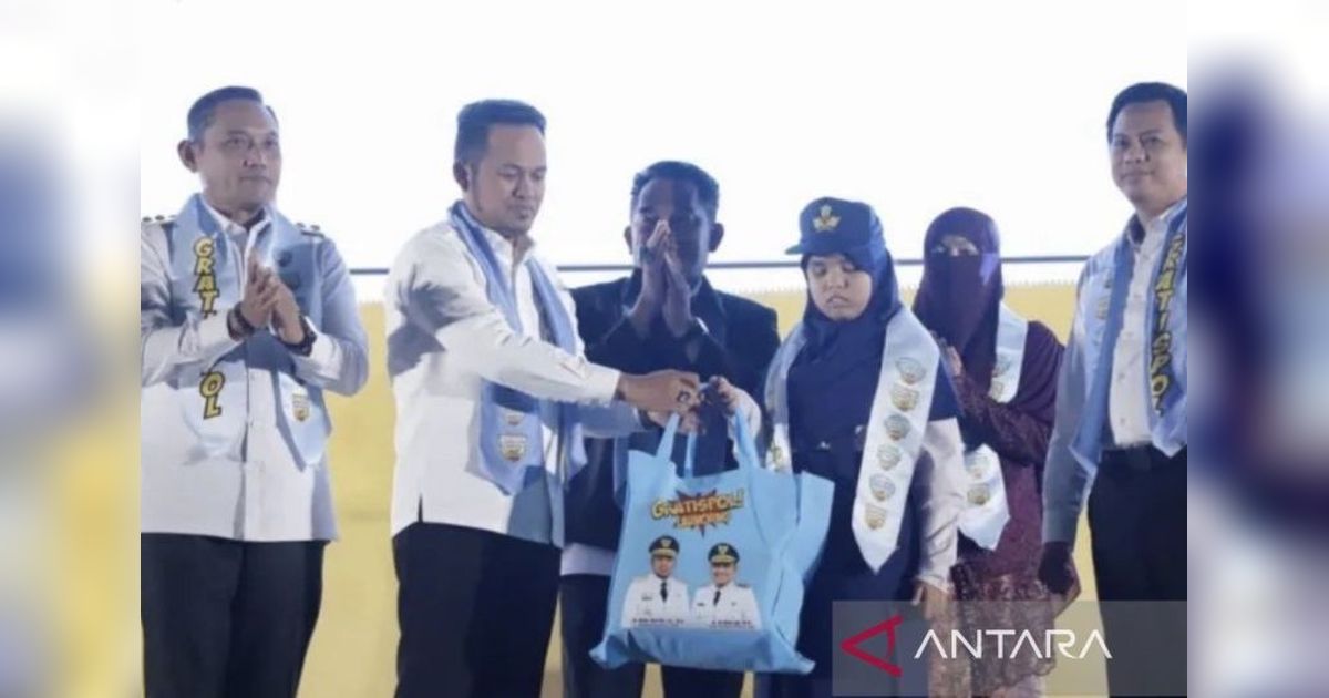 Pemprov Kaltim Salurkan Rp220 Miliar untuk Program Gratispol Kaltim, Targetkan 158 Ribu Mahasiswa