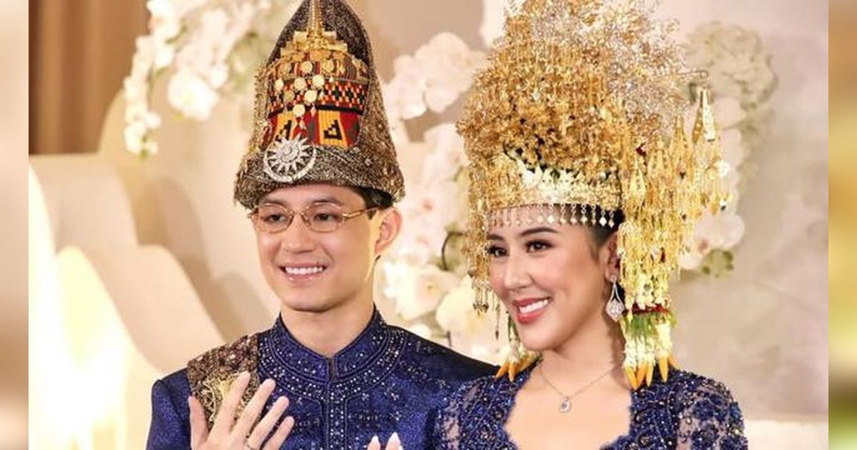 6 Foto Dekorasi Pernikahan Teuku Rassya dan Cleantha Islan yang Serba Putih dan Elegan