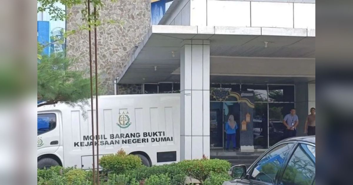 Kejati Riau Geledah KSOP dan Pelindo Dumai, Diduga Terkait Aktivitas Kepelabuhanan