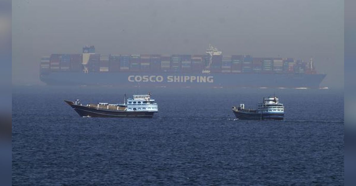 Berapa Kapal Masih Melintas Selat Hormuz Sejak Perang AS-Iran? Ini Datanya
