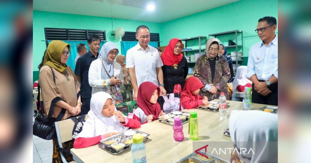 MPR Apresiasi Langkah Prabowo Evaluasi Program MBG, Pastikan Tepat Sasaran dan Efisien