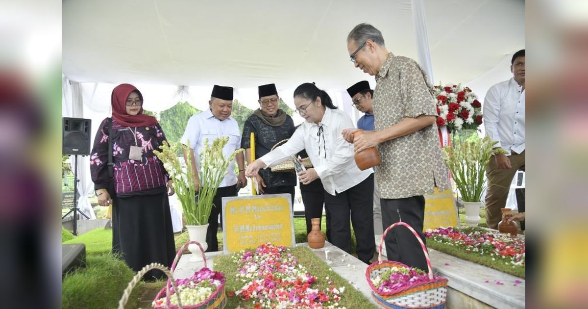 Ziarah Pemimpin Semarang: Wali Kota Tegaskan Pembangunan Tak Lepas Jasa Pendahulu