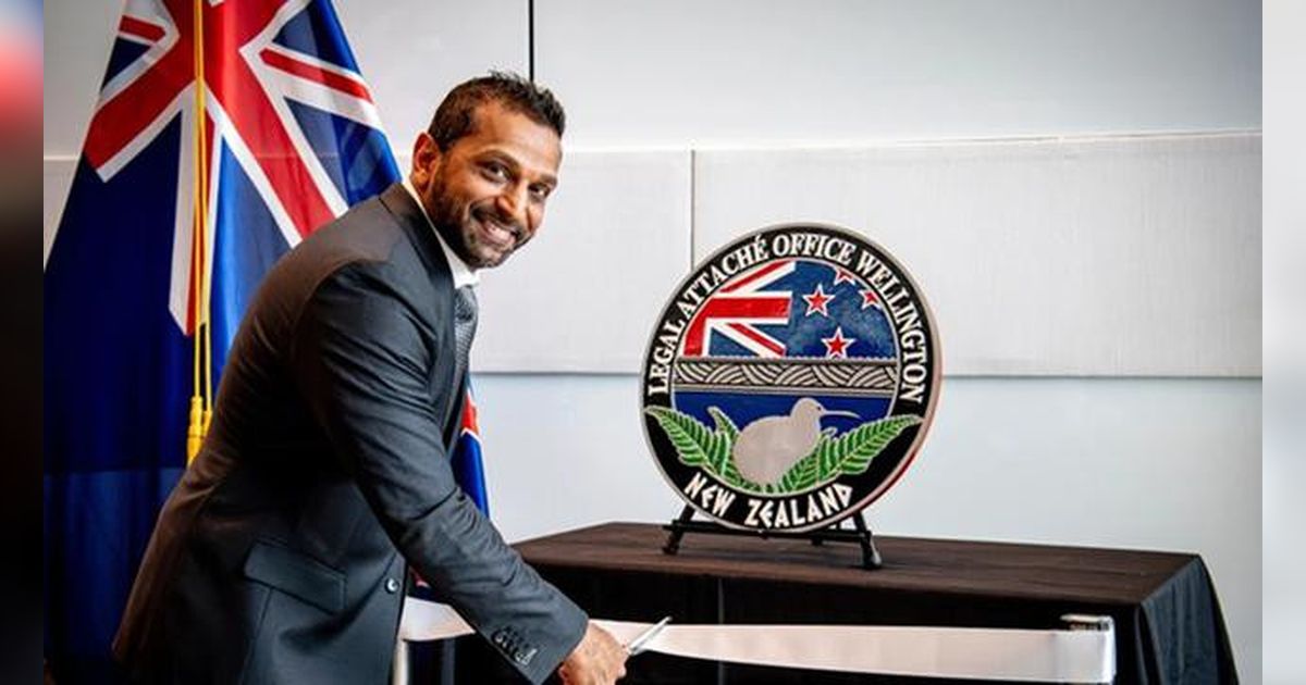 Direktur FBI Gugat Media AS, Kesal Diberitakan Kebiasaan Minum-minuman Keras