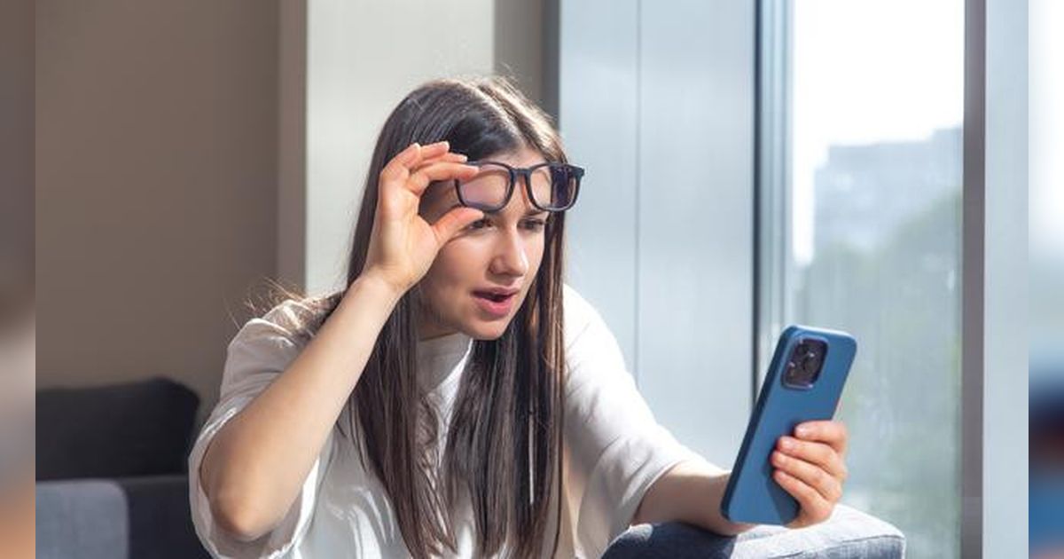 Ketahui Tiga Penyebab Mata Kering, Terlalu Lama di Depan Layar Jadi Salah Satu Pemicu