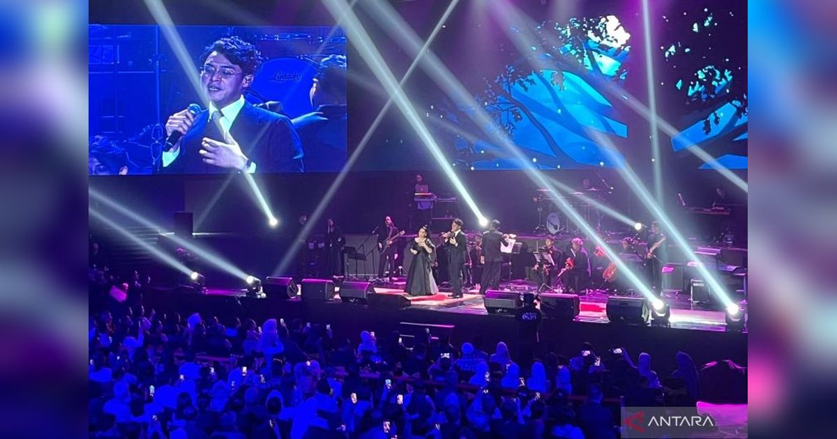 Duet Vina Ardhito Pukau Konser Badai Pasti Berlalu, Rayakan 52 Tahun Karya Erros Djarot