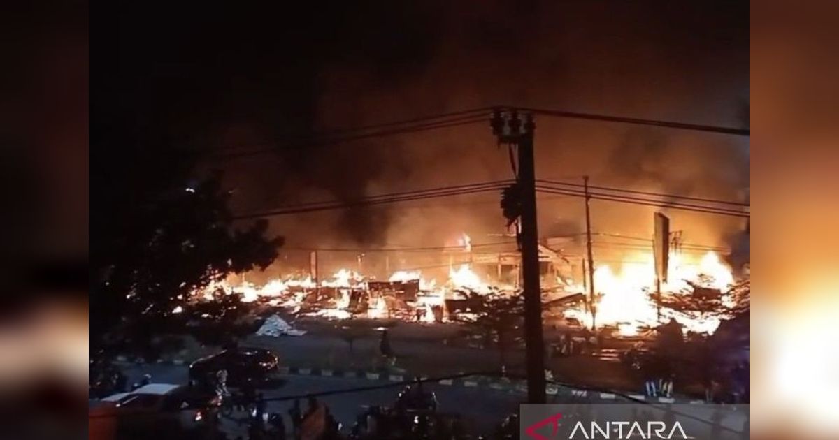 Dampak Kebakaran Pasar Muaro Bungo Jambi: 120 Pedagang Terdampak dan Kerugian Miliaran Rupiah