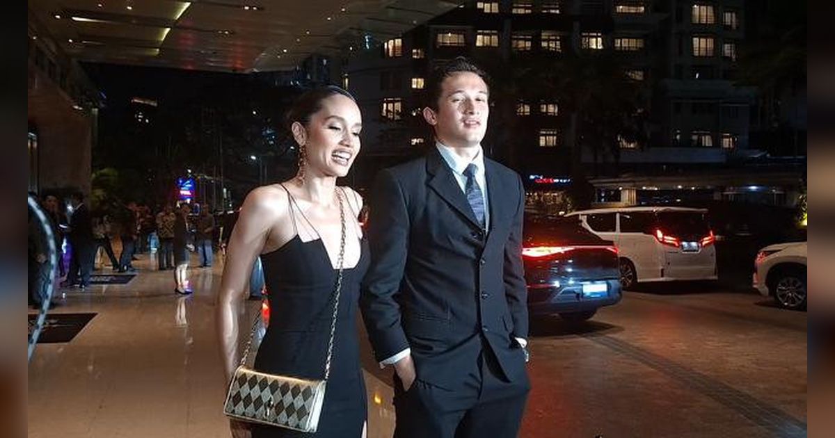 Cinta Laura Siapkan Kado untuk Syifa Hajdu dan El Rumi Lewat Momen Double Date