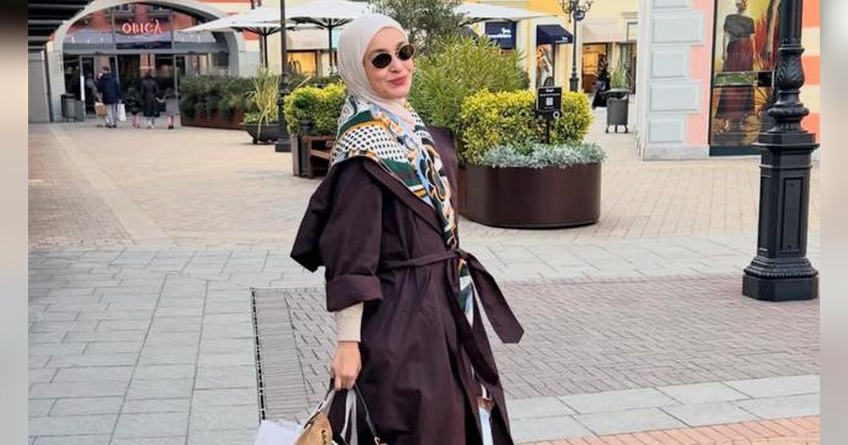10 Potret Rooftop Rumah Shireen Sungkar, Nuansa Tropis ala Bali yang Bikin Betah