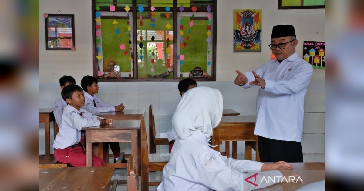 Mendikdasmen Abdul Mu'ti Ungkap Kunci Peningkatan Mutu Pendidikan: Faktor 3M