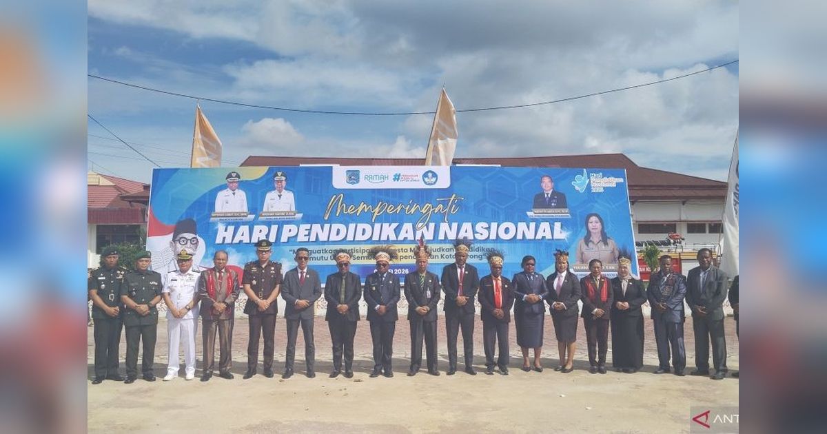 Wali Kota Sorong Tegaskan Pendidikan Prioritas Utama di Tengah Keterbatasan Anggaran
