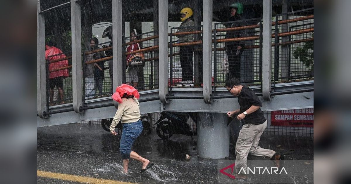 BMKG: Prakiraan Cuaca Jakarta Minggu, Sebagian Wilayah Diguyur Hujan Ringan hingga Sedang