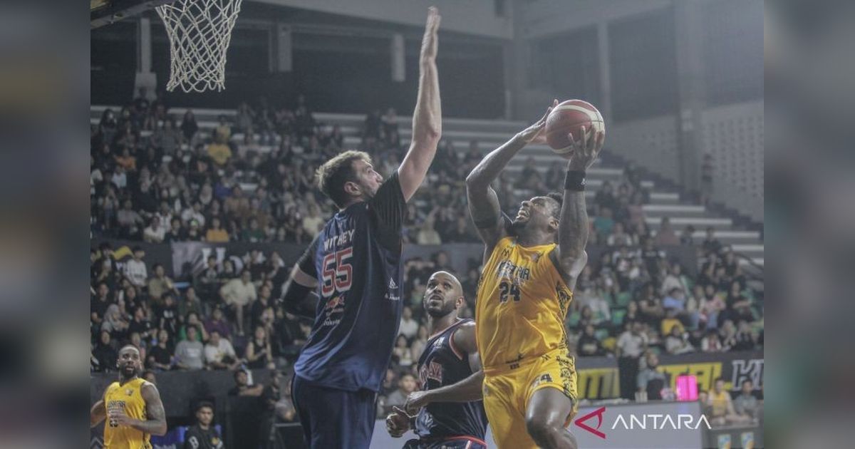 Kesatria Bengawan Solo Kalahkan Pelita Jaya, Pemuncak Klasemen IBL 2026, dengan Skor Telak 84-71