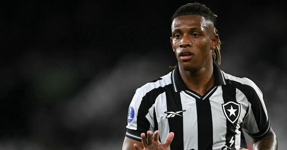 Manchester United Incar Danilo sebagai Calon Pengganti Casemiro, Persaingan Dipastikan Ketat