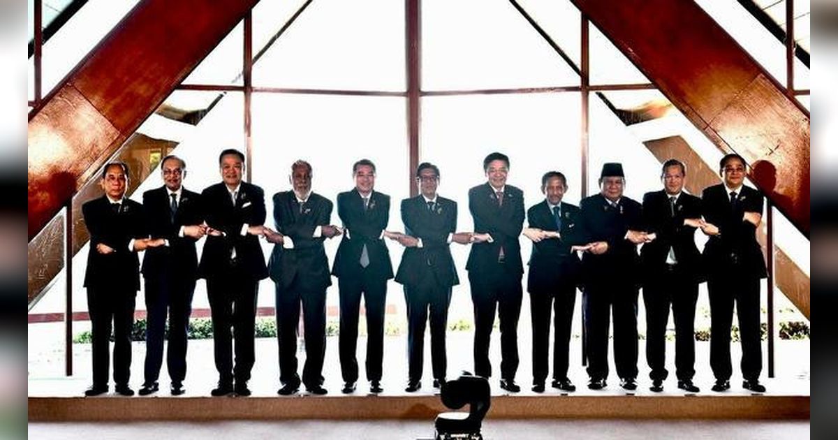 Prabowo Hadiri Retreat KTT ASEAN, Bahas Ketidakpastian Global