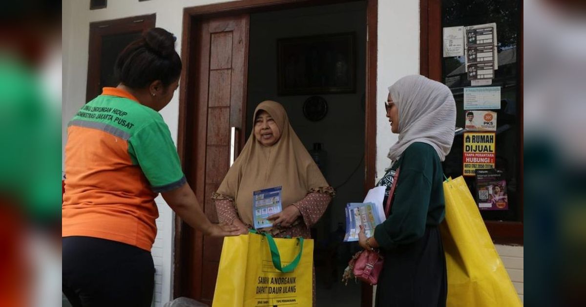 DKI Jakarta Galakkan Gerakan Pilah Sampah Sambut HUT ke-499, Kerahkan 200 Petugas Kebersihan