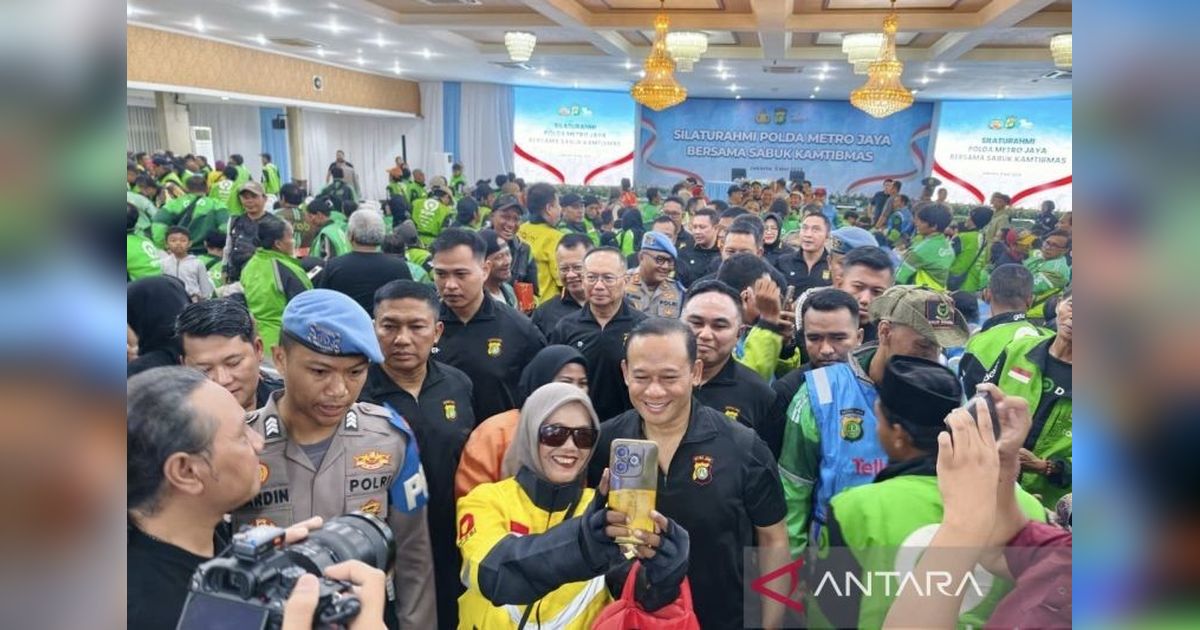Kapolda Metro Jaya Ajak Sabuk Kamtibmas Perkuat Keamanan Lingkungan Jakarta