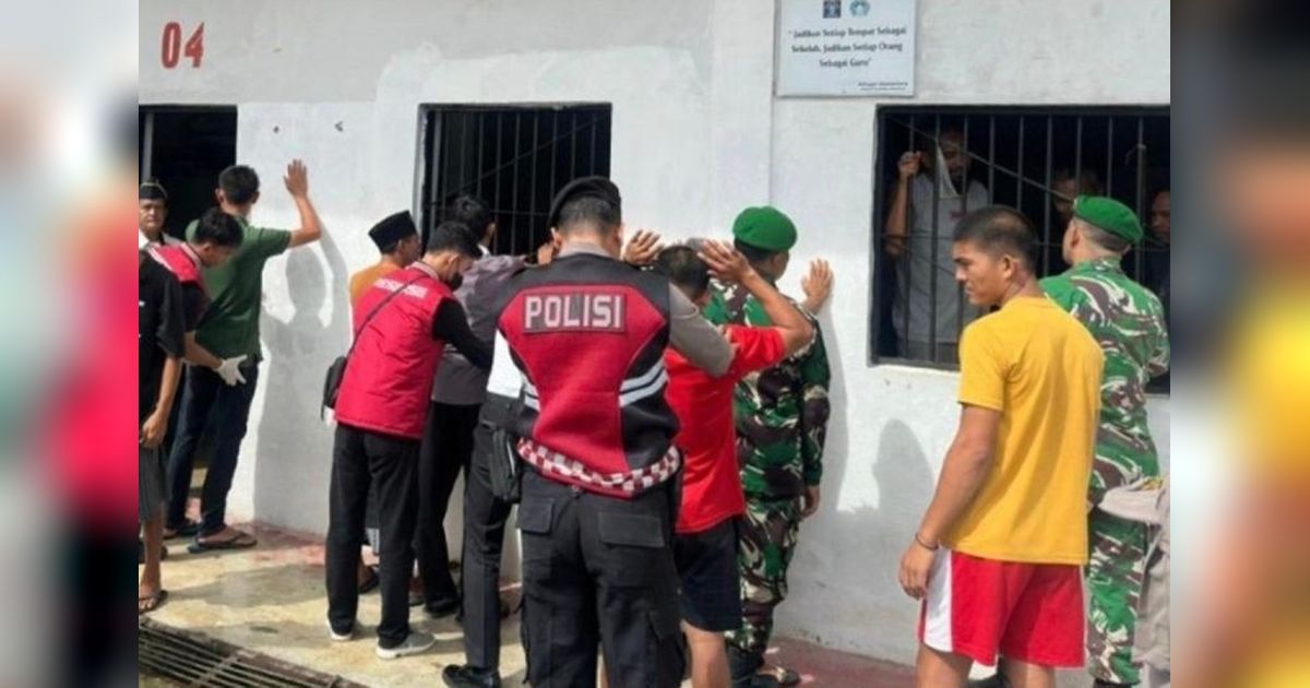 Inspeksi Lapas Sinabang: Petugas Gabungan Perketat Pengawasan, Pastikan Bebas Barang Terlarang