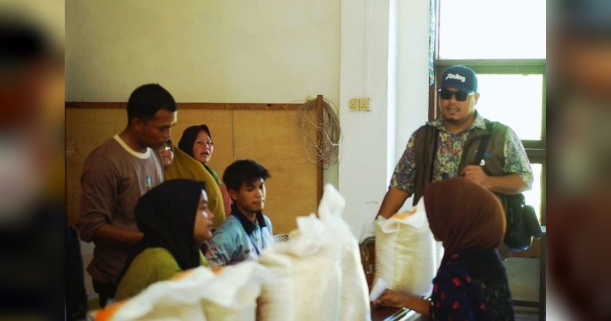 Bulog Natuna Sukses Tuntaskan Penyaluran Bantuan Pangan di Pulau Terluar