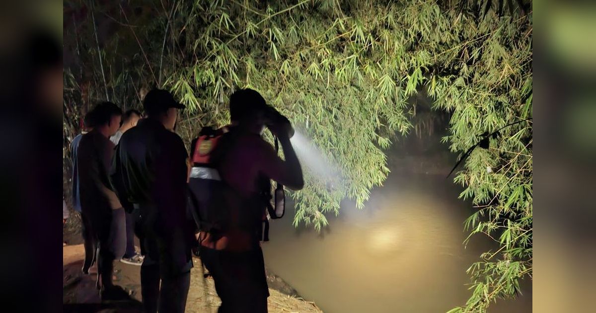 Balita Terseret Sungai Cisimeut Lebak, Tim SAR Banten Terus Lakukan Pencarian