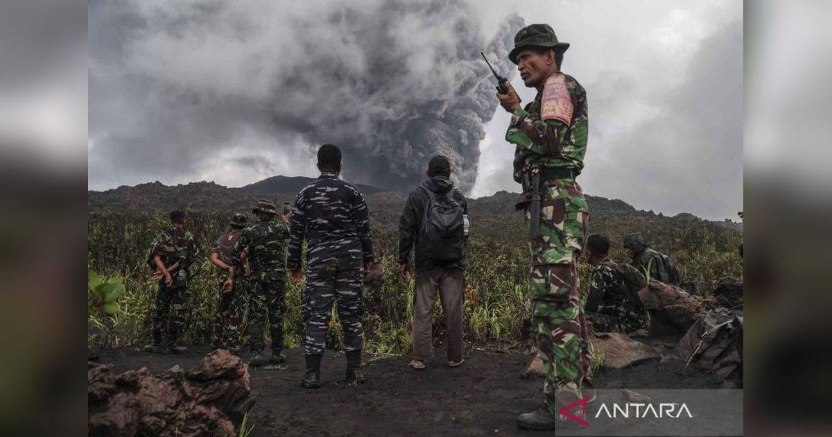 Evakuasi Pendaki Gunung Dukono: Satu Korban Ditemukan Meninggal, Pencarian Lanjut