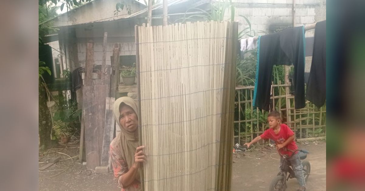 Kerajinan Krey Sawit Lebak: Mengubah Limbah Pelapah Jadi Harapan, Memutus Rantai Kemiskinan