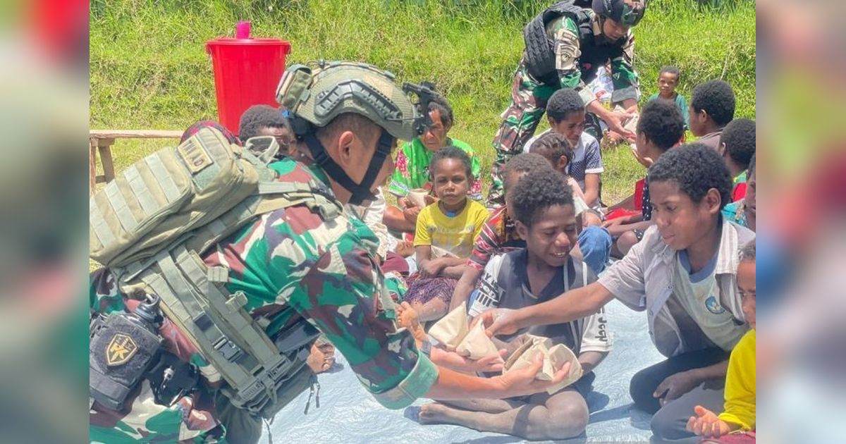 Satgas Yonif 511/DY Gelar Makan Bersama ke-15, Eratkan Kemanunggalan TNI-Rakyat di Lanny Jaya